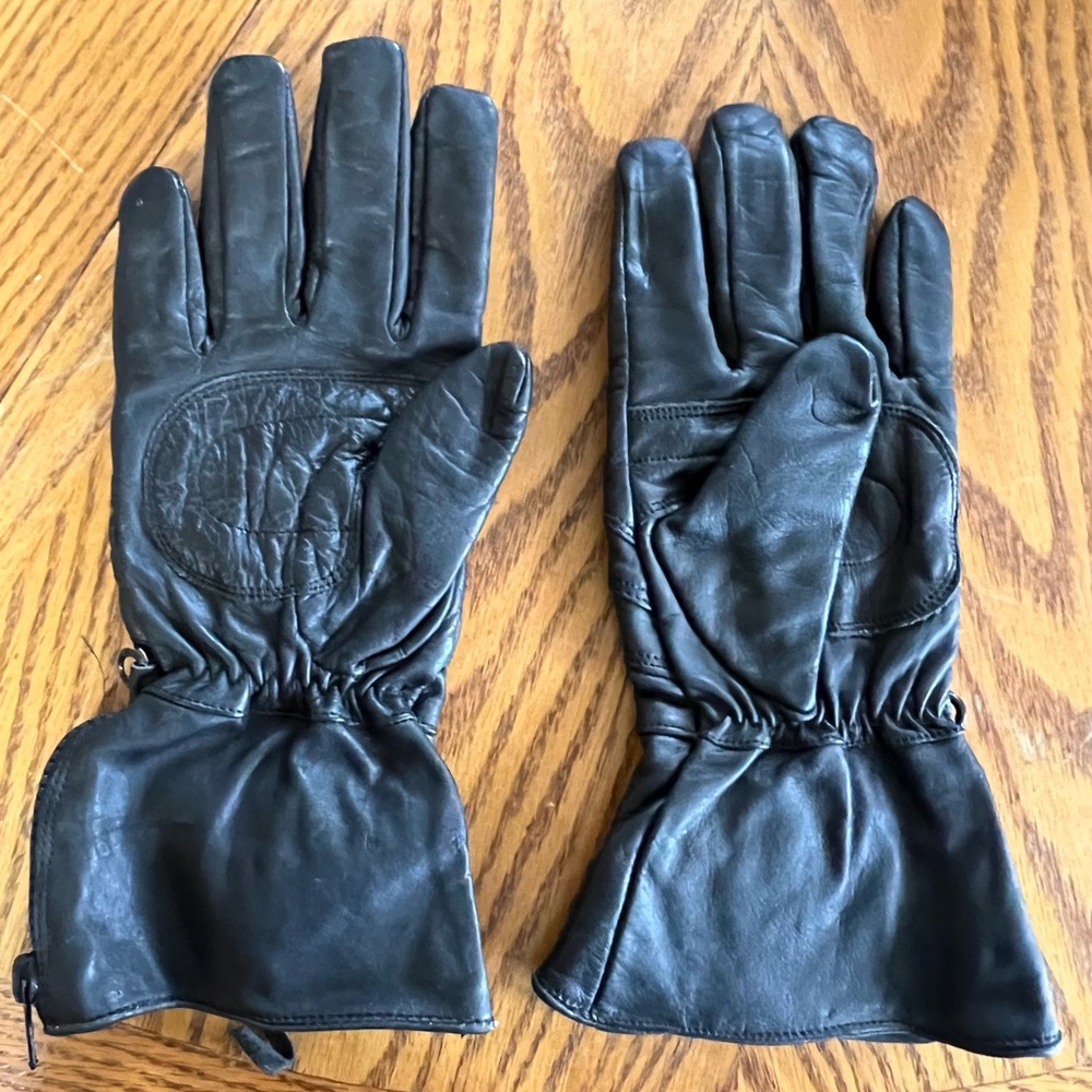 Long Riding Gloves - Picture 2 of 3